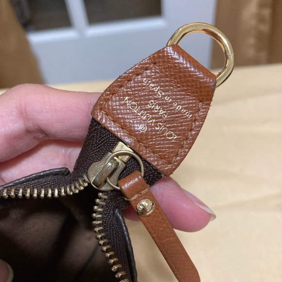 💯 Authentic Louis Vuitton special edition Cles - Picture 9 of 9